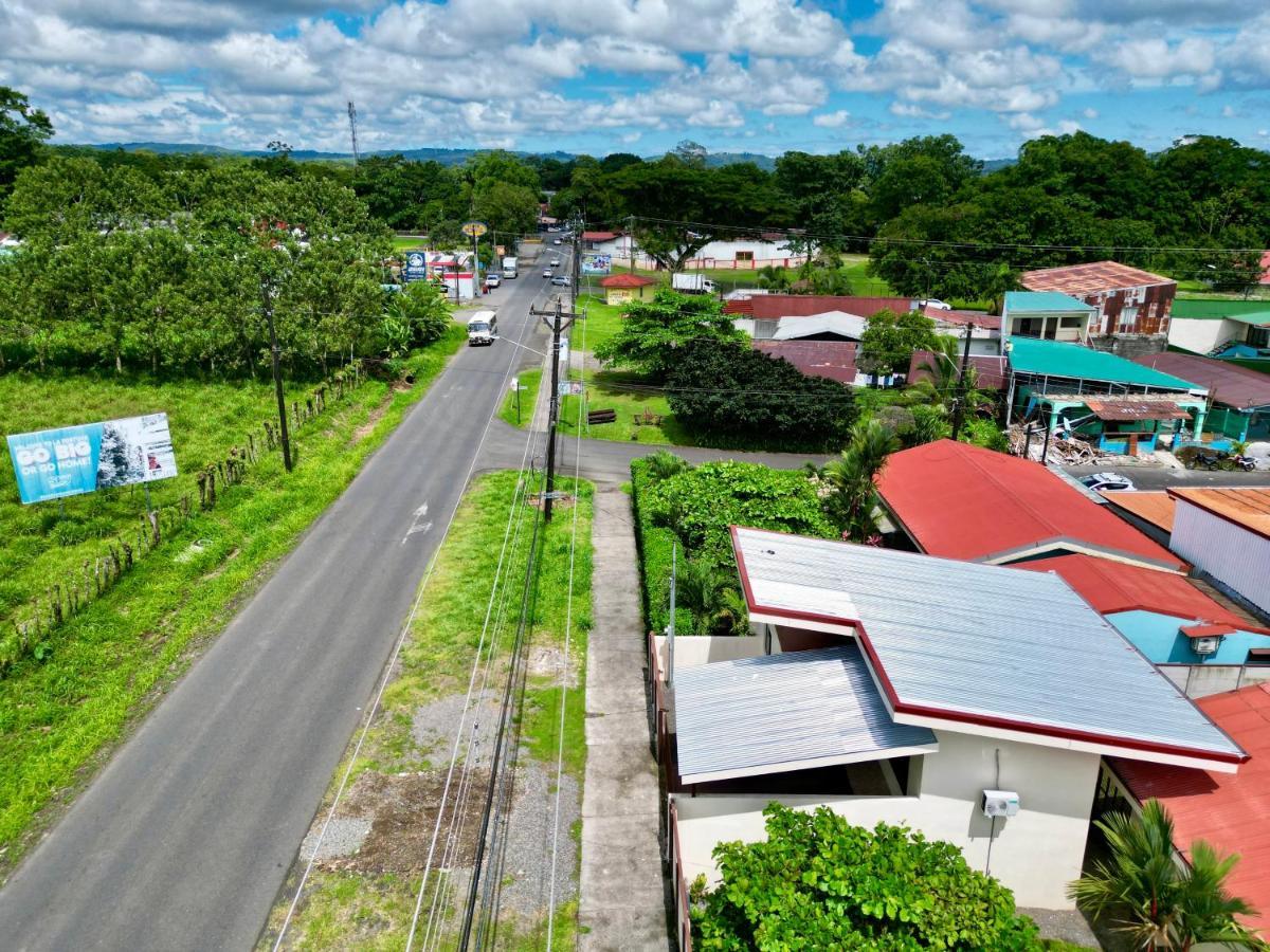 Oasis Arenal Villa Downtown Arenal Volcano View La Fortuna Exterior foto